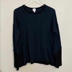 Peyton Jensen Blue and Black Ribbed Long Sleeve Top Size Medium